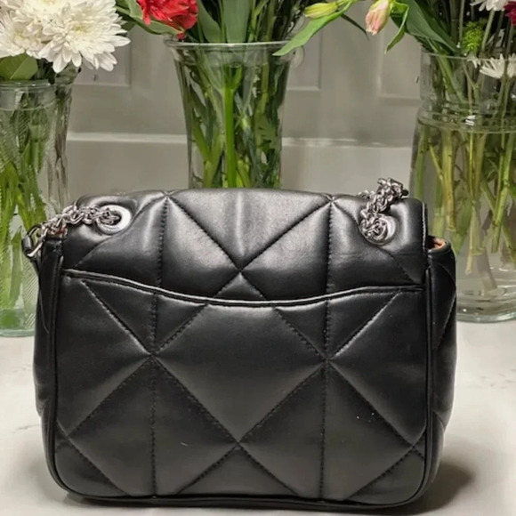 Coach Klare Crossbody 25 With Puffy Diamond Quilting CJ611 EUC + COA - Picture 3 of 14